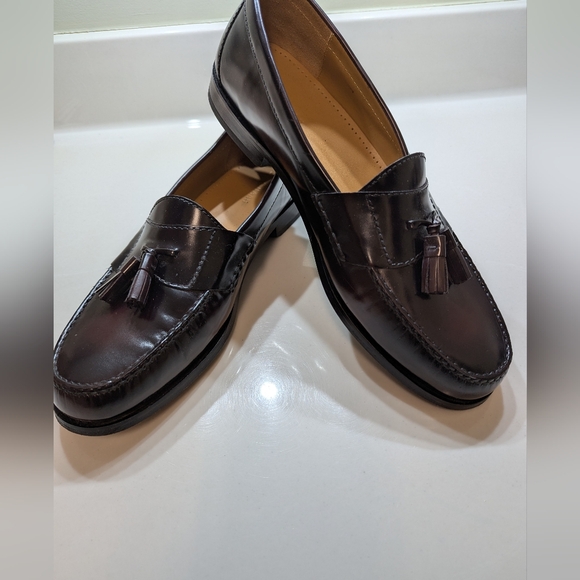 Men's Cole Haan Burgundy Pinch Tassel Loafer Size 12D- Like New - Picture 2 of 10